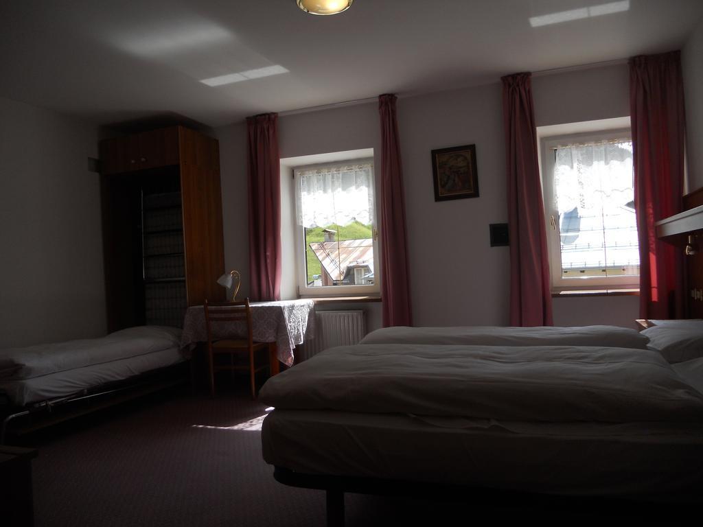 Albergo Alpino Arraba Exterior foto